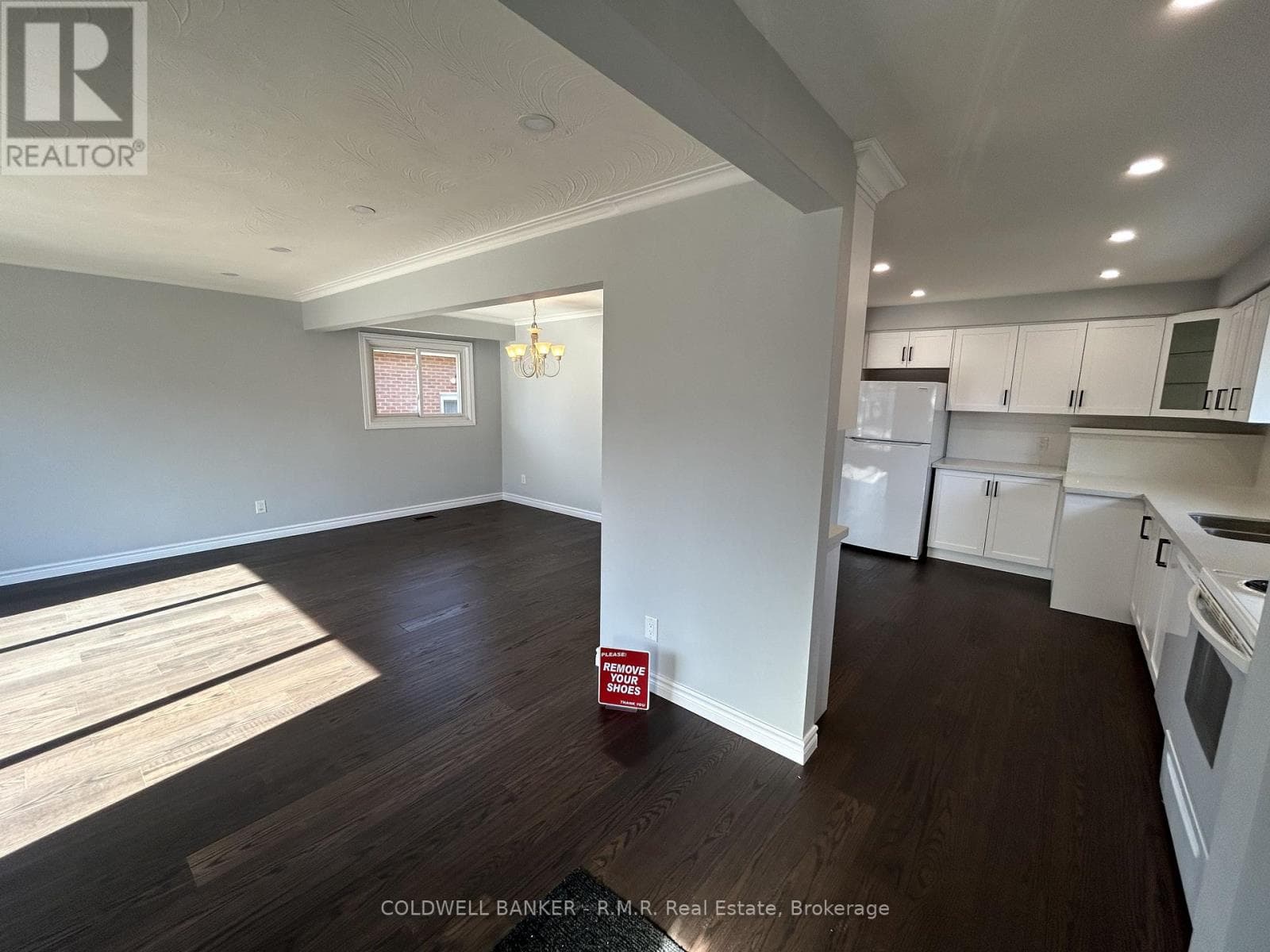 Multi-family at Main- 125 Cabot Street, Oshawa (Vanier), Ontario - Photo 6 - RE/MAX Garden City Realty