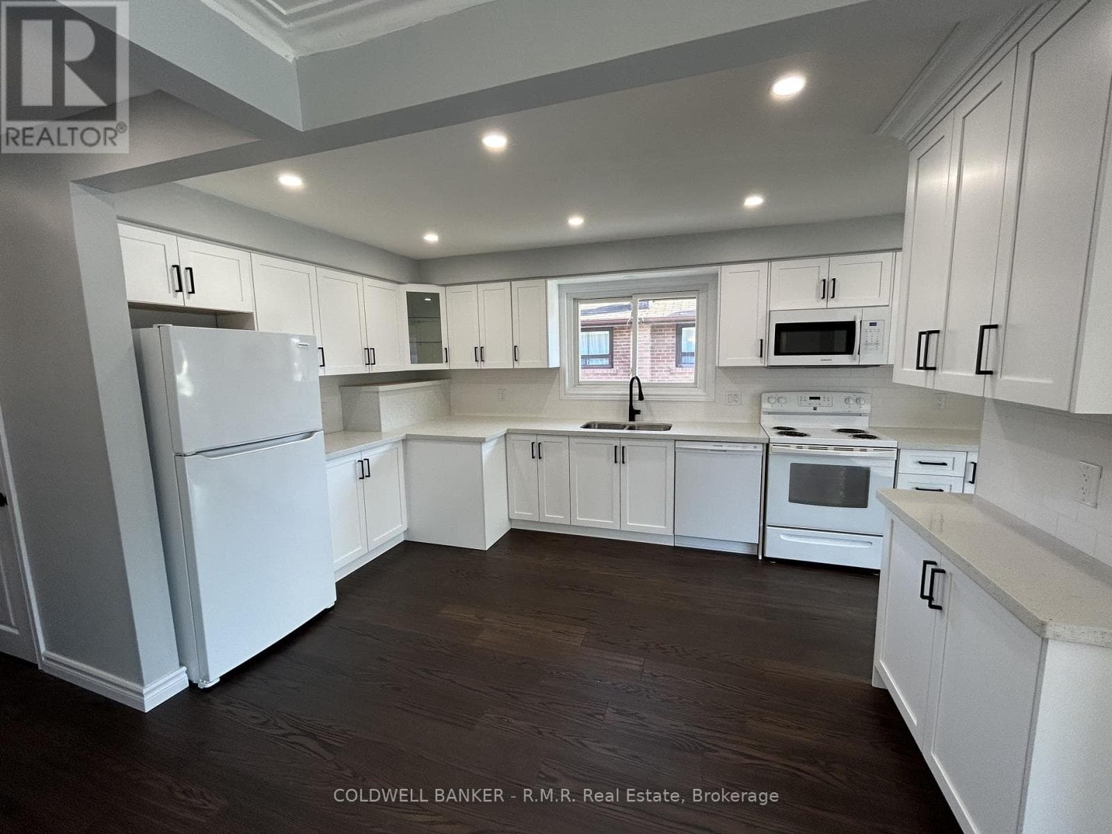 Multi-family at Main- 125 Cabot Street, Oshawa (Vanier), Ontario - Photo 8 - RE/MAX Garden City Realty