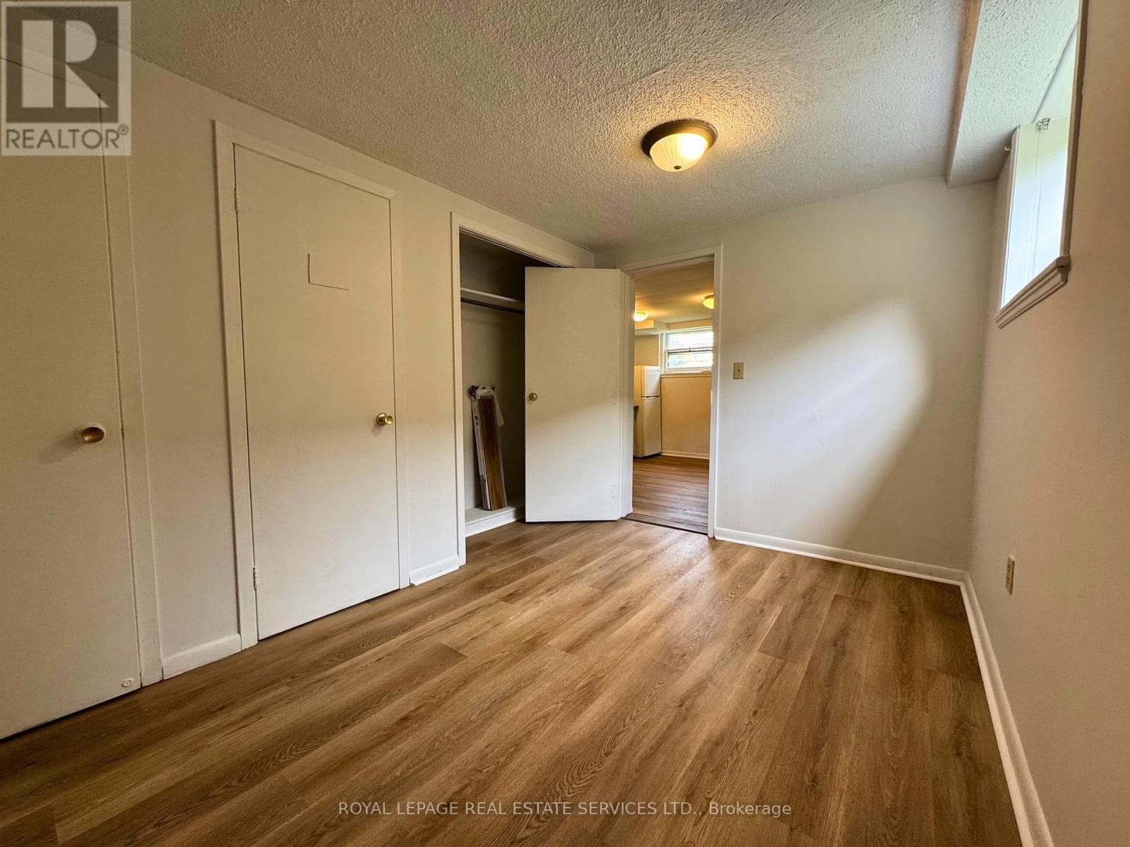 Single Family at 20 Park Boulevard, Toronto (Long Branch), Ontario - Photo 9 - RE/MAX Garden City Realty