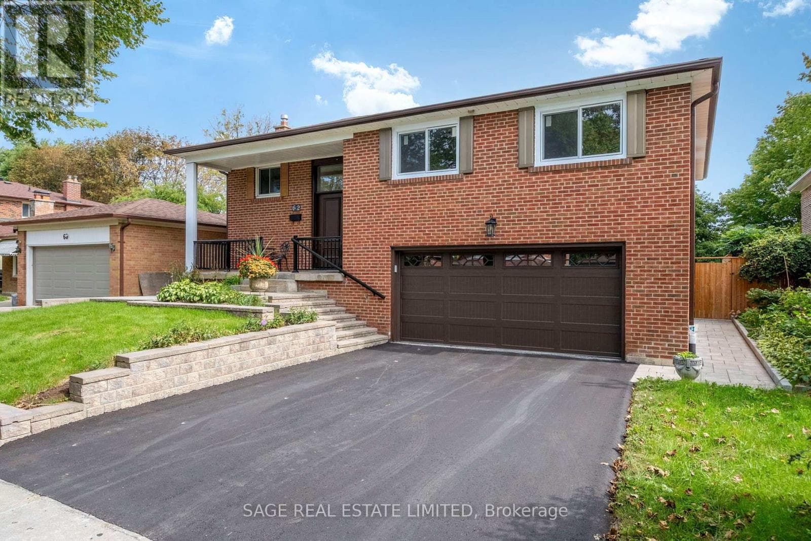 Single Family at 62 Ovendon Square, Toronto (Agincourt North), Ontario - Photo 2 - RE/MAX Garden City Realty