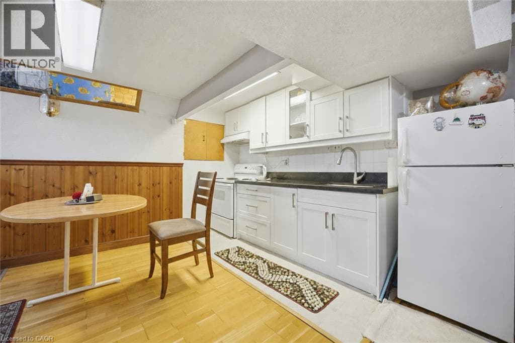 Single Family at 1579 MARSHCOURT Drive, Pickering, Ontario - Photo 10 - RE/MAX Garden City Realty