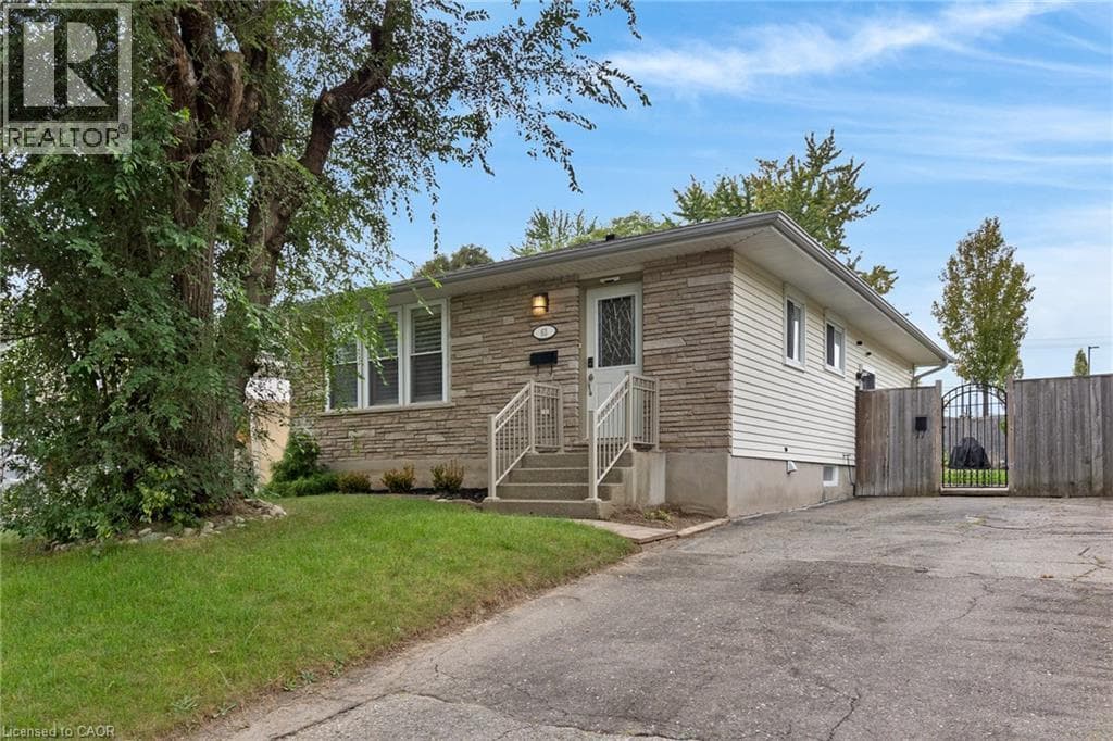 Single Family at 63 CEDARHILL Crescent, Kitchener, Ontario - Photo 2 - RE/MAX Garden City Realty