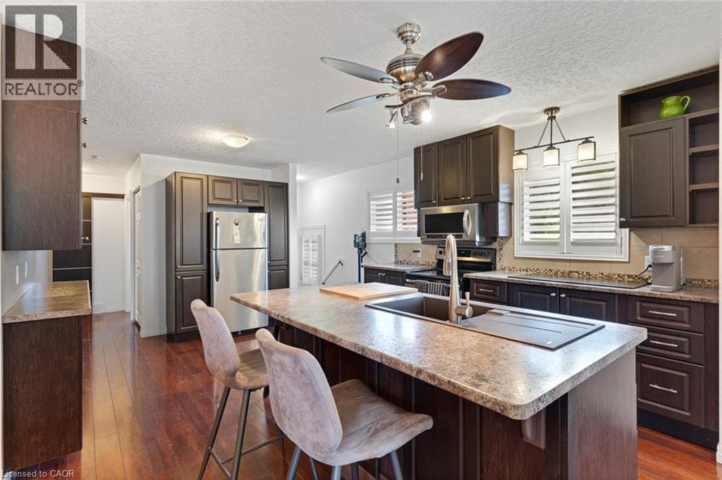 Single Family at 63 CEDARHILL Crescent, Kitchener, Ontario - Photo 7 - RE/MAX Garden City Realty