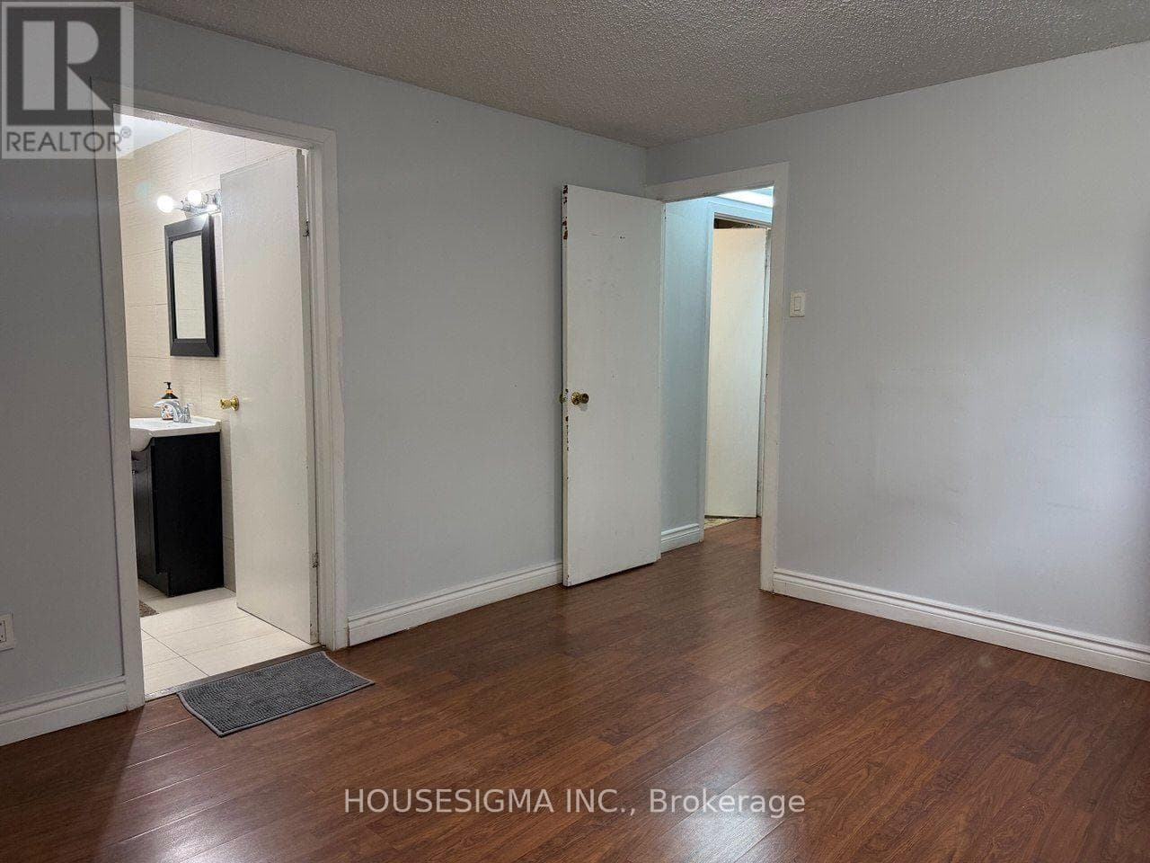 Single Family at 34 Ladner Drive, Toronto (Pleasant View), Ontario - Photo 10 - RE/MAX Garden City Realty