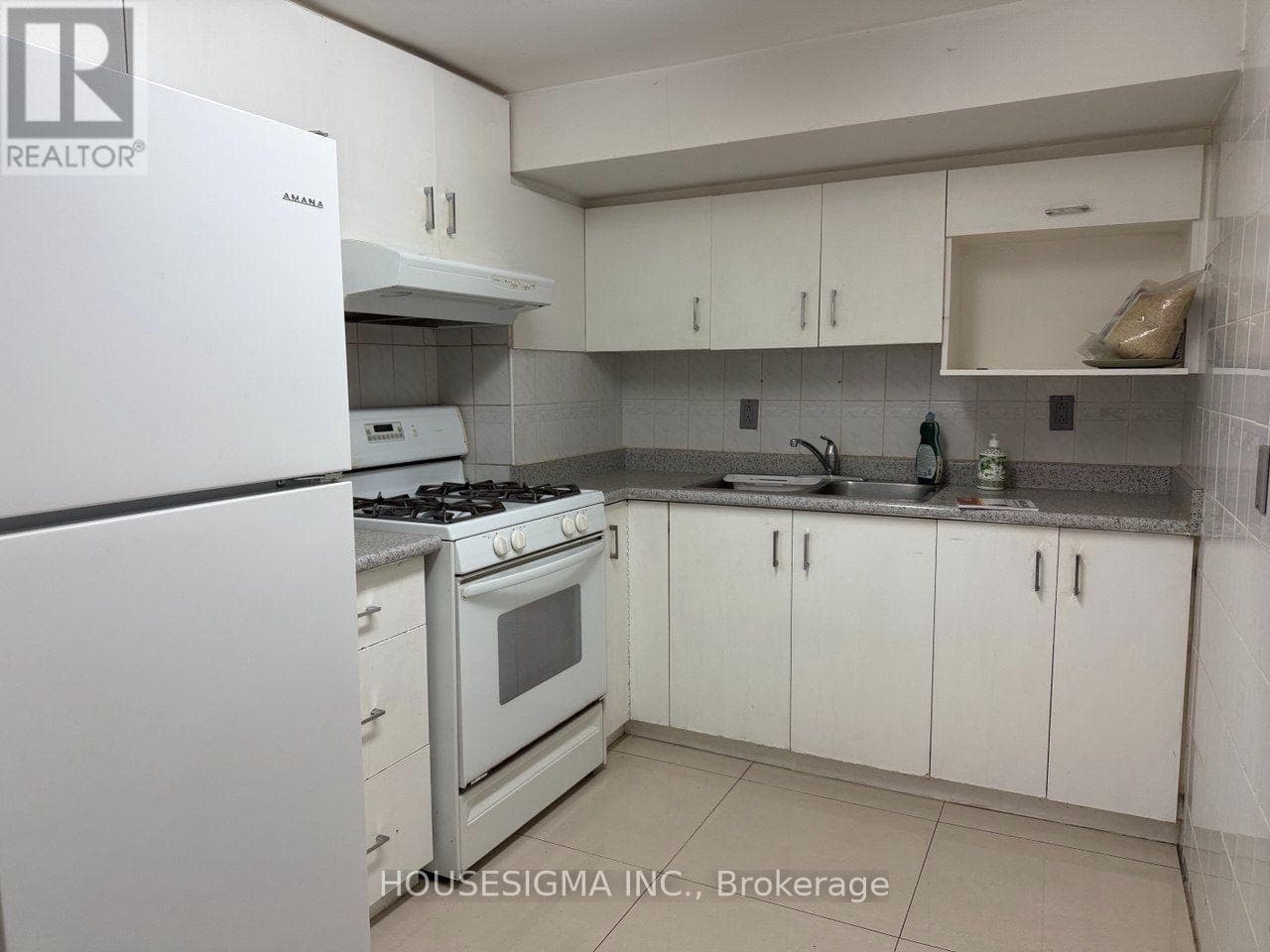 Single Family at 34 Ladner Drive, Toronto (Pleasant View), Ontario - Photo 7 - RE/MAX Garden City Realty
