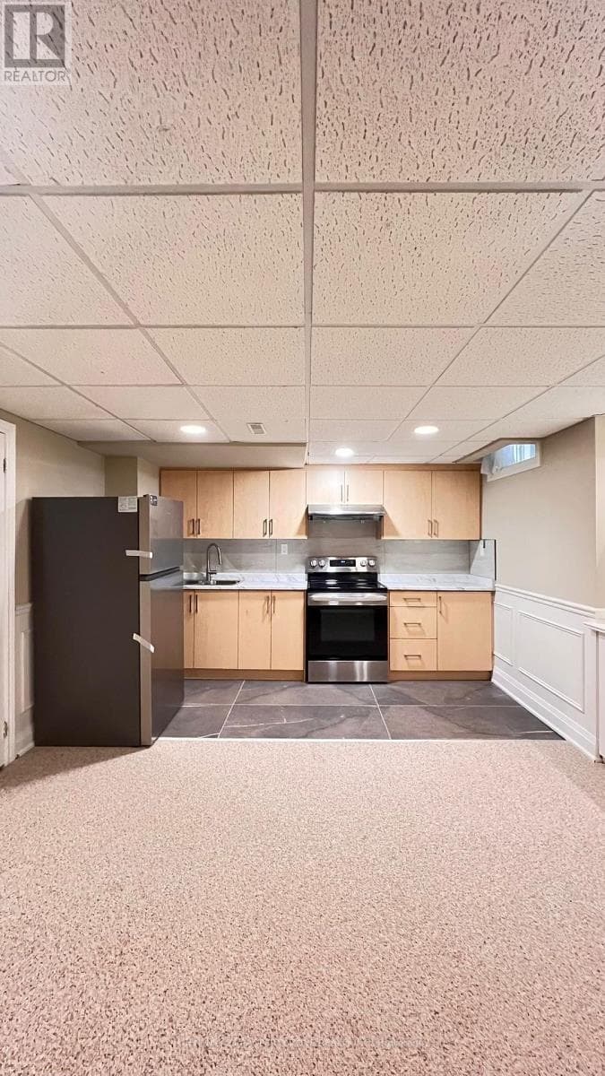 Multi-family at 1534 Hollywell Avenue, Mississauga (East Credit), Ontario - Photo 3 - RE/MAX Garden City Realty