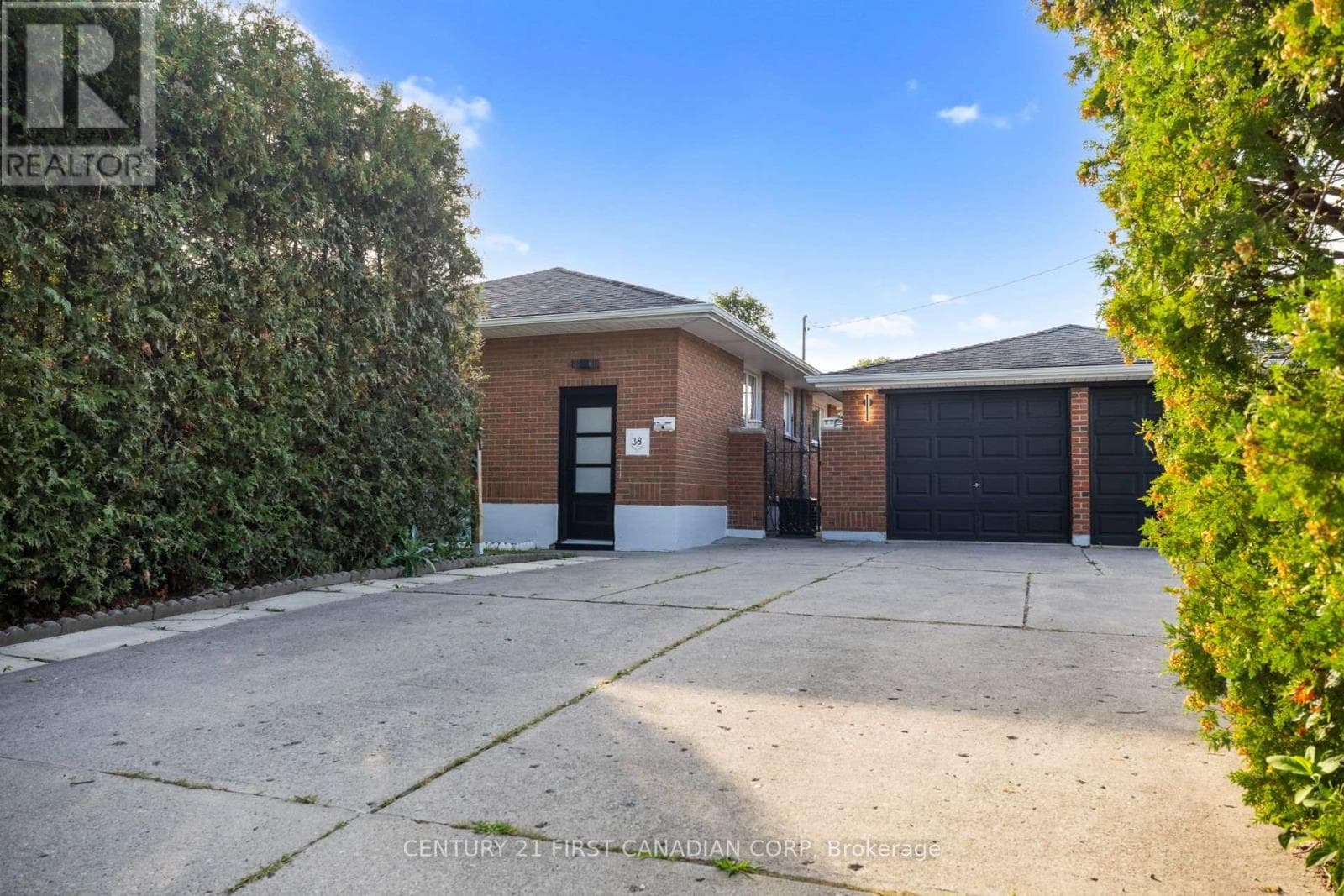 38 Silverdale Crescent