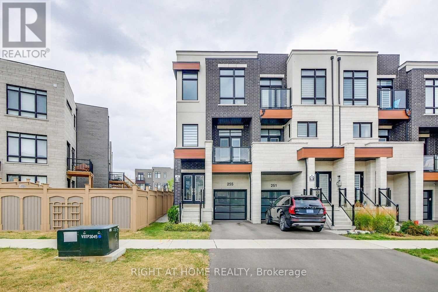 255 Thomas Cook Avenue