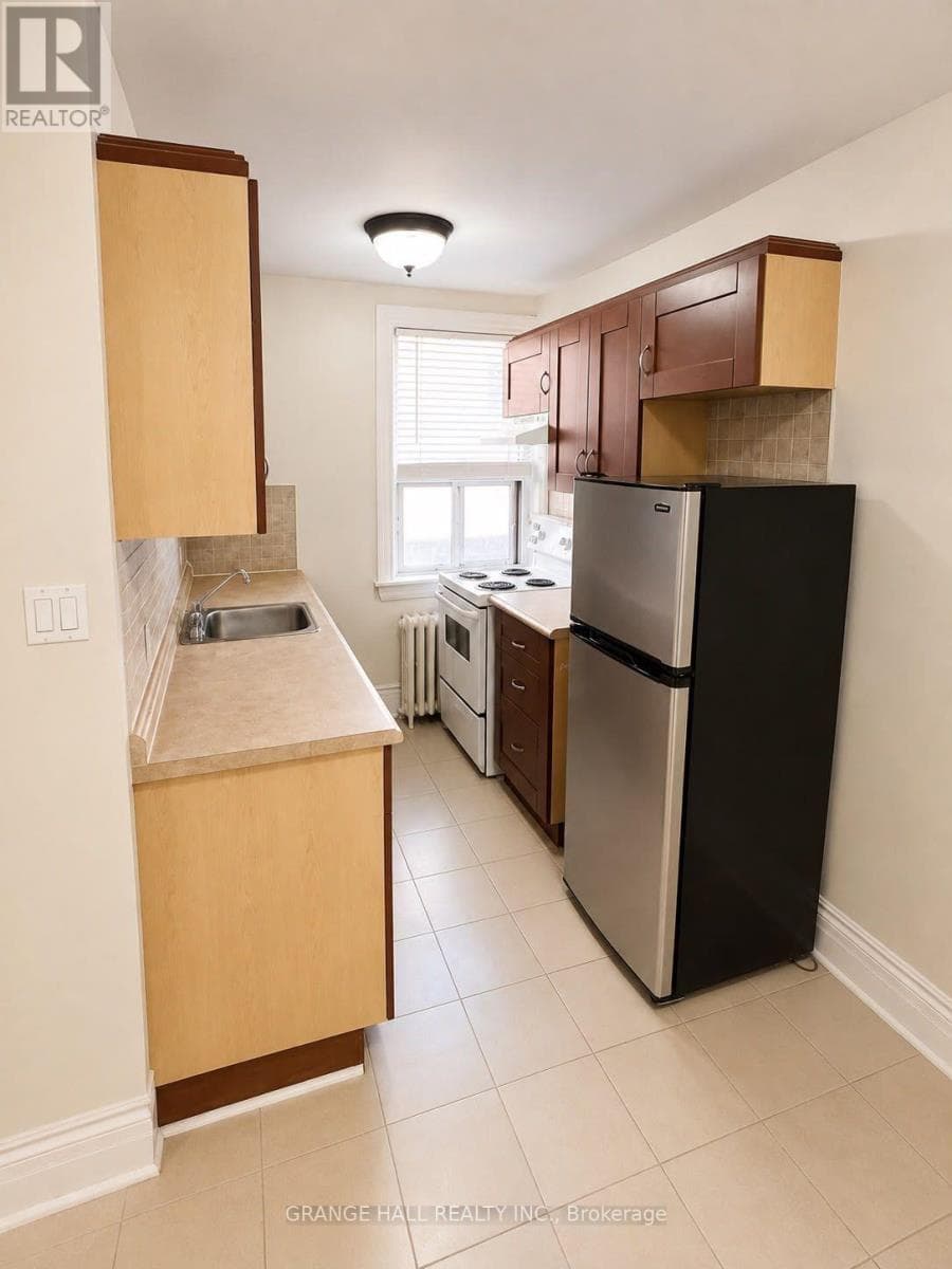 Single Family at 22- 229 Vaughan Road, Toronto (Humewood-Cedarvale), Ontario - Photo 3 - RE/MAX Garden City Realty
