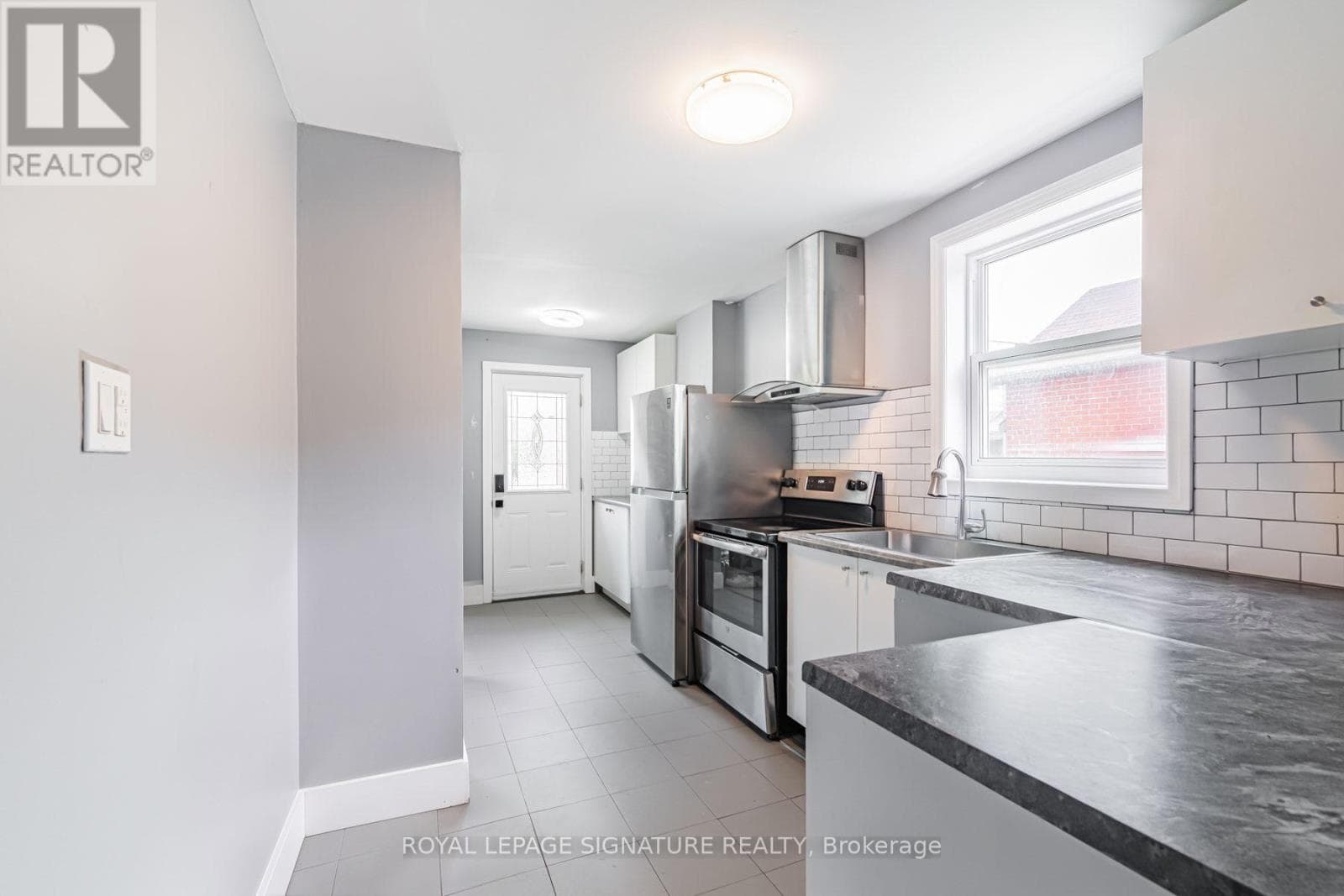 Single Family at 2935 St Clair Avenue, Toronto (O'Connor-Parkview), Ontario - Photo 9 - RE/MAX Garden City Realty