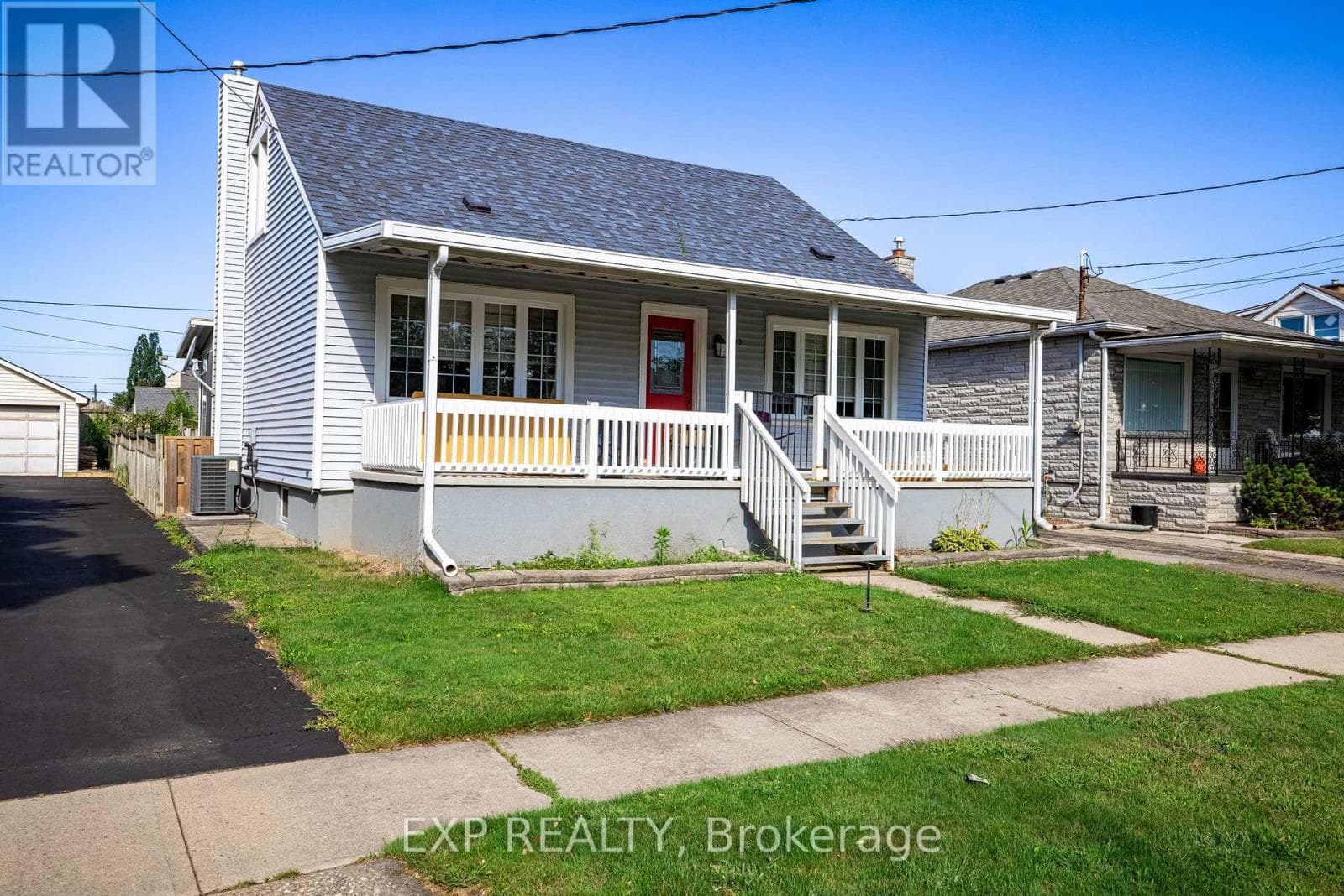 Upper- 293 MCALPINE Avenue