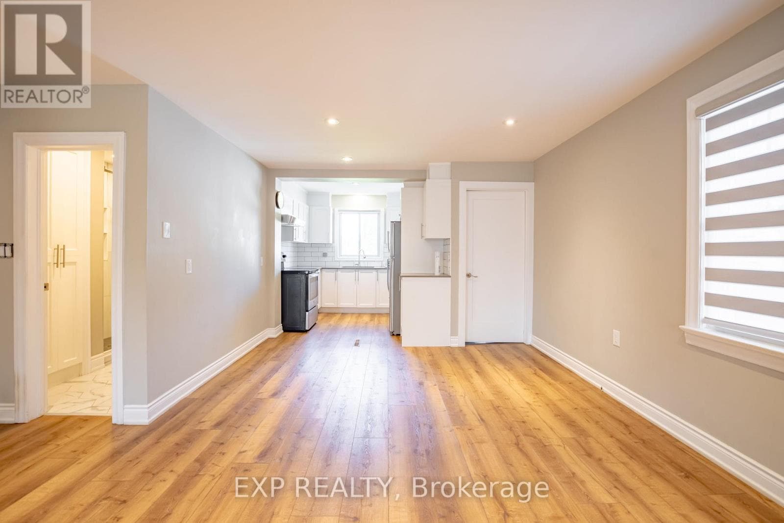 Single Family at Upper- 293 MCALPINE Avenue, Welland (Lincoln/Crowland), Ontario - Photo 7 - RE/MAX Garden City Realty