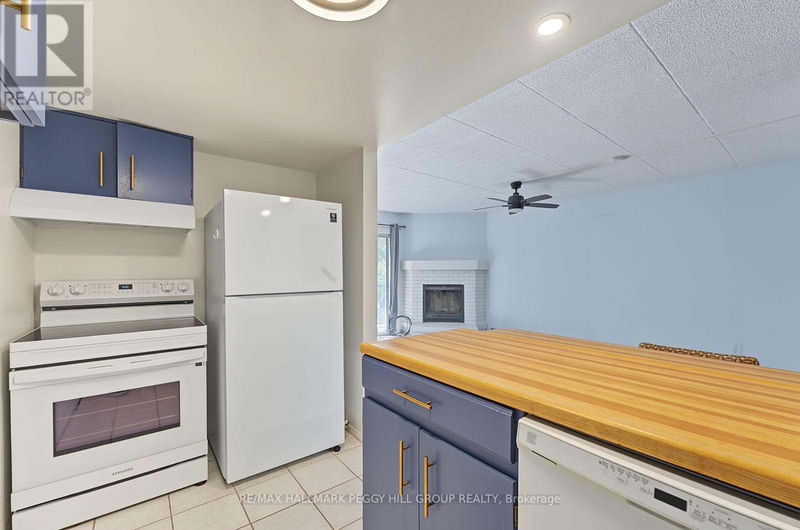 Single Family at 215- 1102 Horseshoe Valley Road, Oro-Medonte (Horseshoe Valley), Ontario - Photo 6 - RE/MAX Garden City Realty