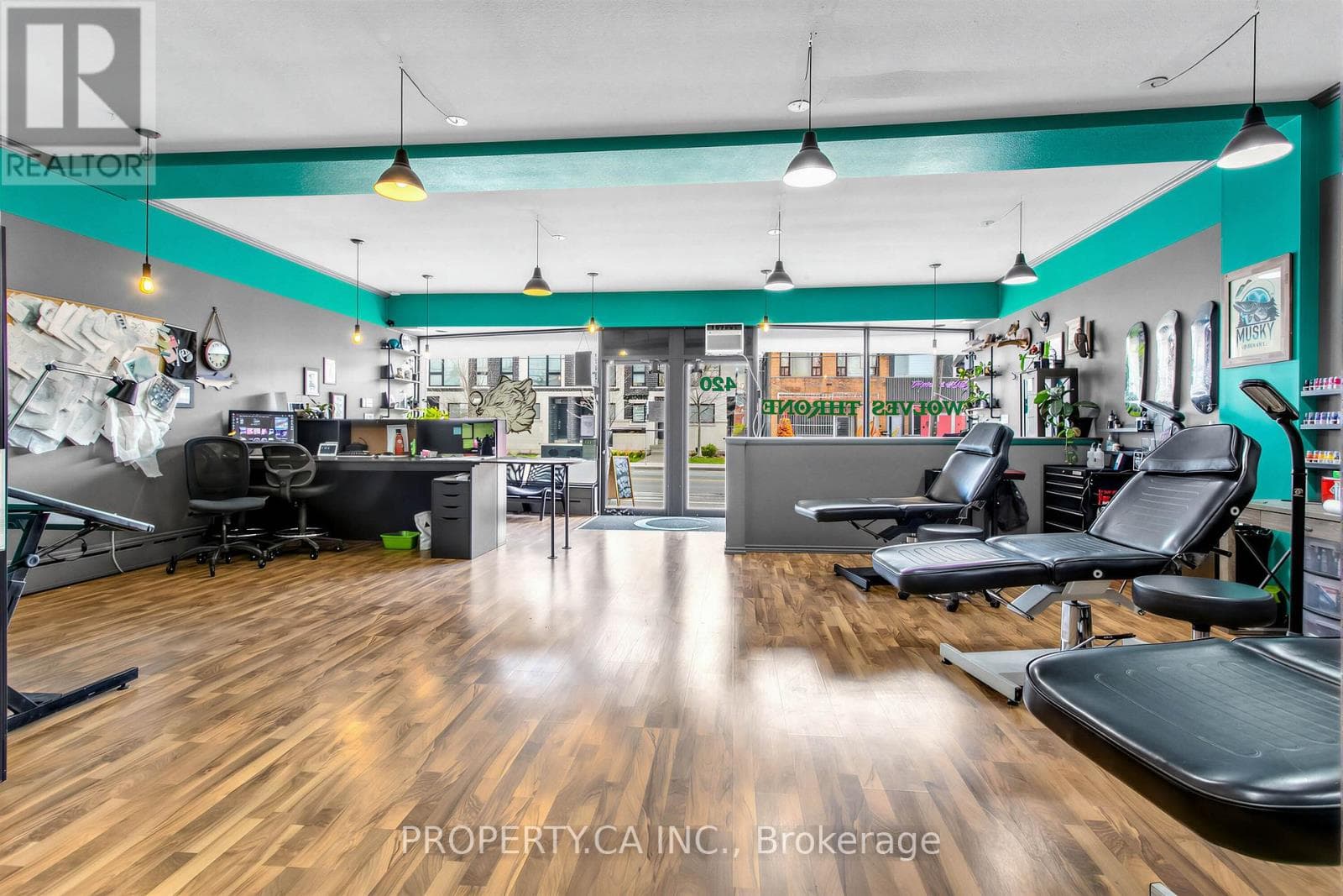 Retail at 420 Royal York Road, Toronto (Mimico), Ontario - Photo 8 - RE/MAX Garden City Realty