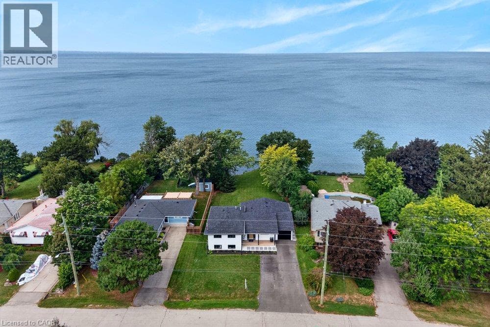 Single Family at 90 LAKESIDE Drive, Grimsby, Ontario - Photo 1 - RE/MAX Garden City Realty