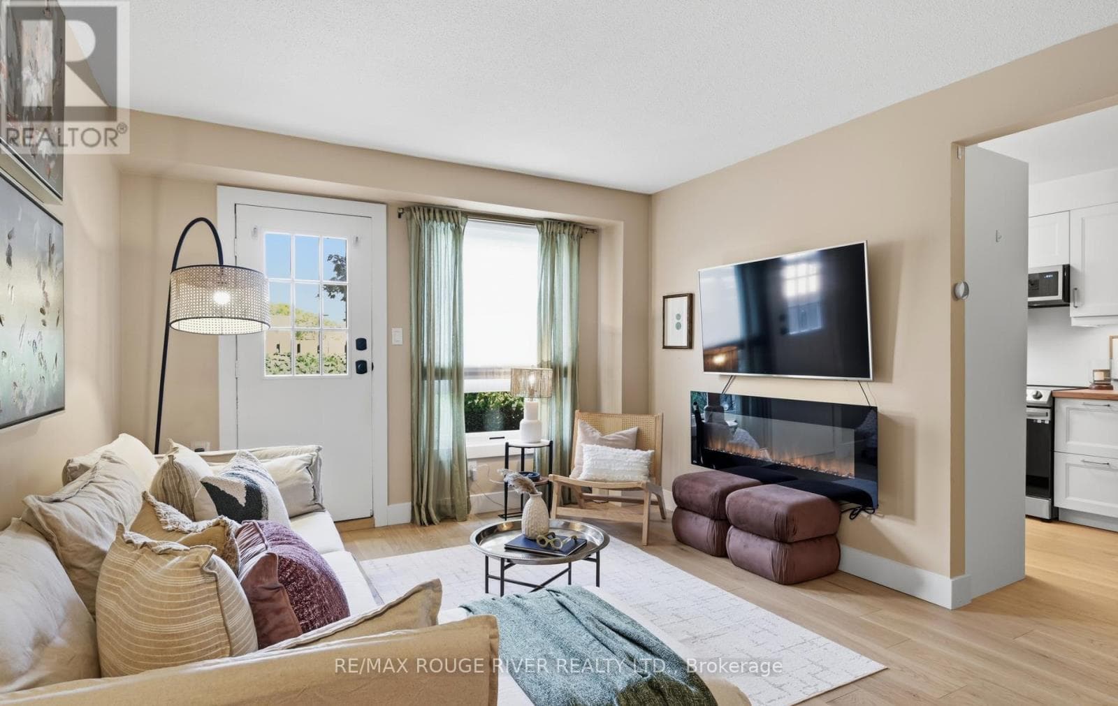 Single Family at 72- 960 Glen Street, Oshawa (Lakeview), Ontario - Photo 6 - RE/MAX Garden City Realty