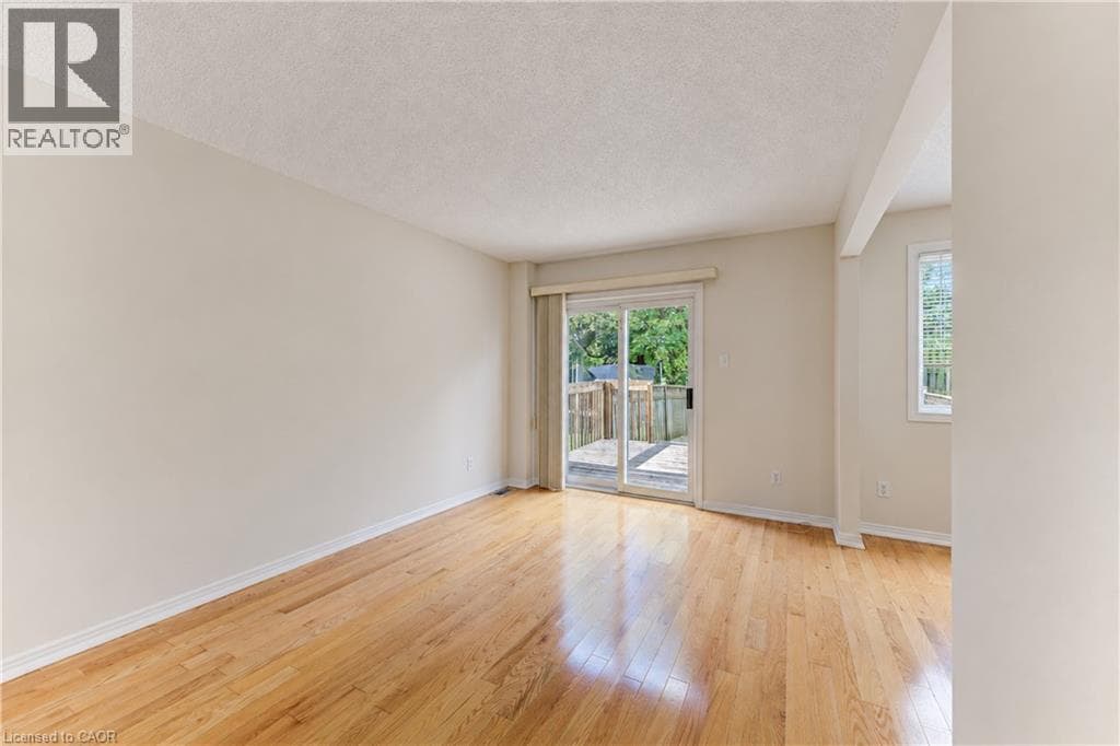 Single Family at 4- 360 CORNRIDGE Place, Waterloo, Ontario - Photo 10 - RE/MAX Garden City Realty