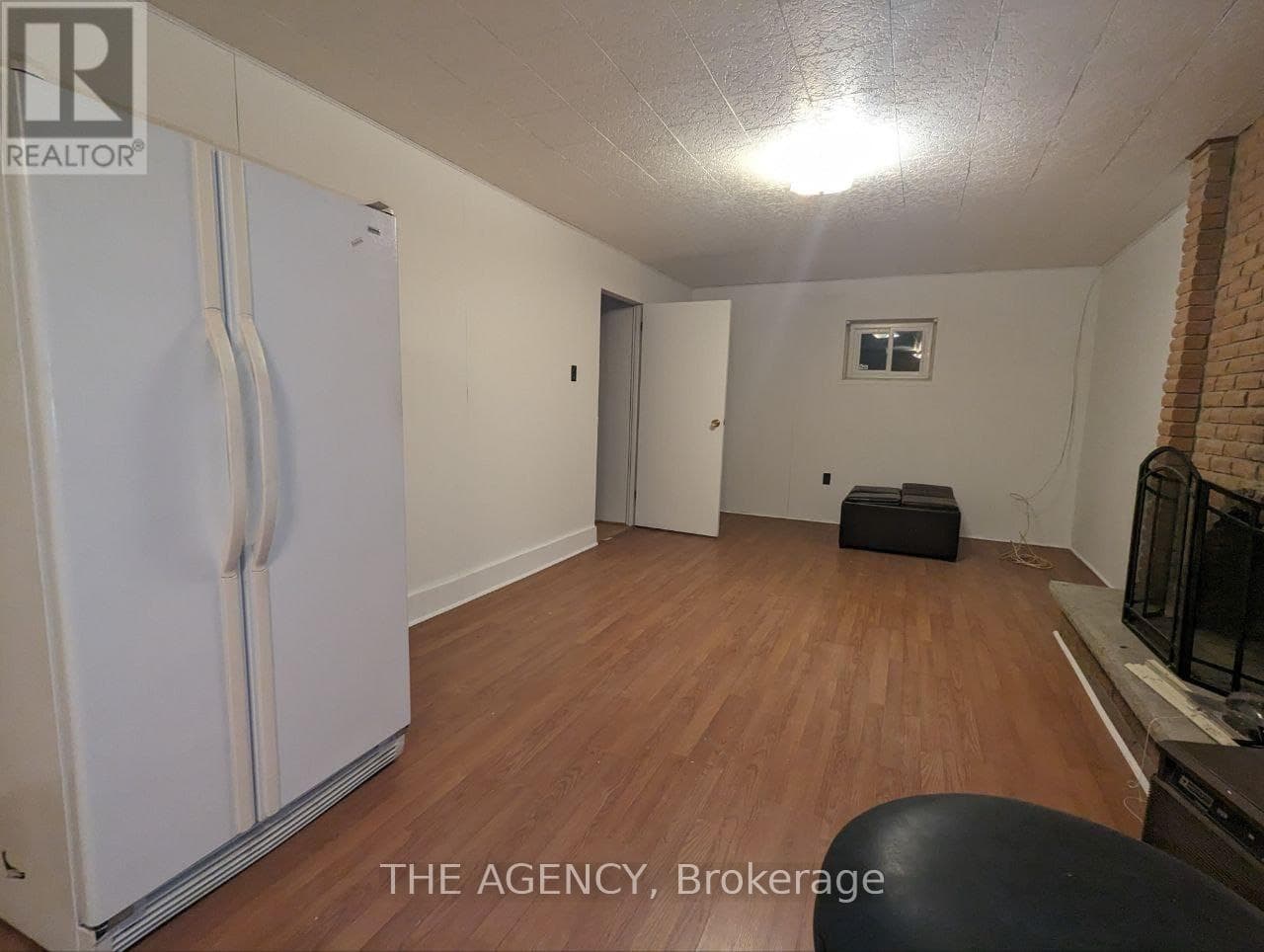 Single Family at 124 Van Horne Avenue, Toronto (Don Valley Village), Ontario - Photo 2 - RE/MAX Garden City Realty