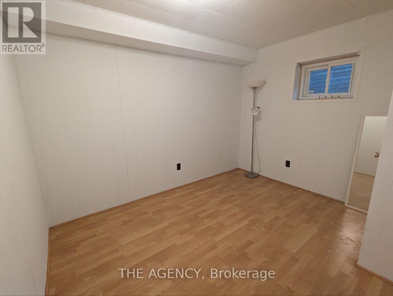 Single Family at 124 Van Horne Avenue, Toronto (Don Valley Village), Ontario - Photo 3 - RE/MAX Garden City Realty