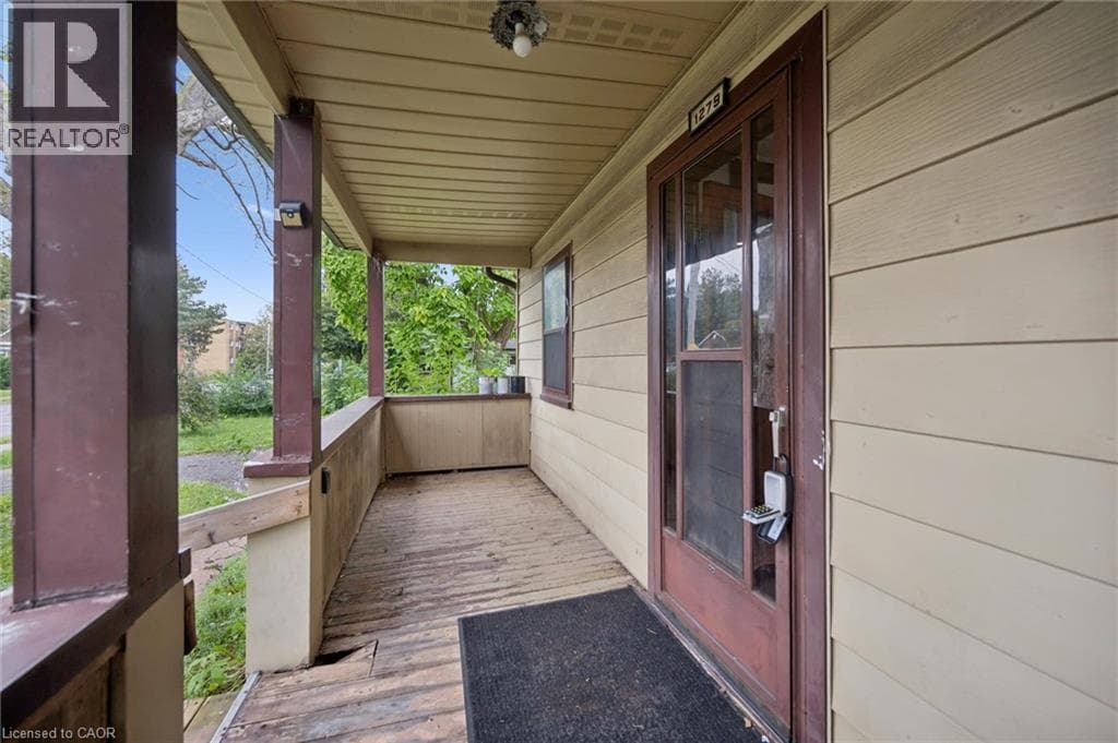 Single Family at 1279 HAMILTON Street, Cambridge, Ontario - Photo 4 - RE/MAX Garden City Realty