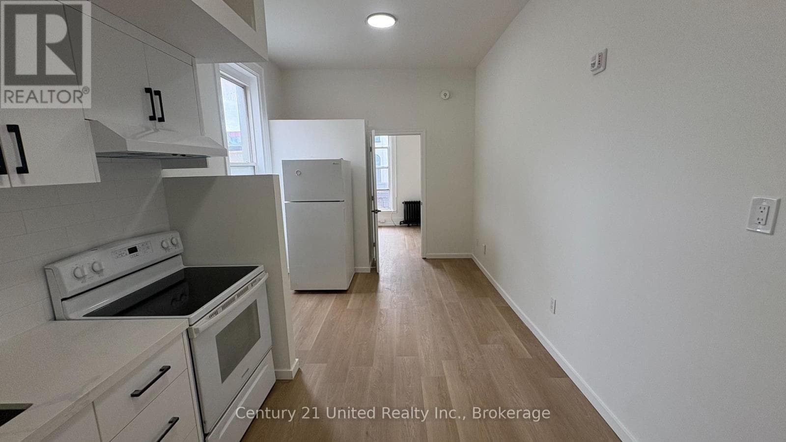Multi-family at 9- 172.5 Hunter Street, Peterborough (Town Ward 3), Ontario - Photo 5 - RE/MAX Garden City Realty