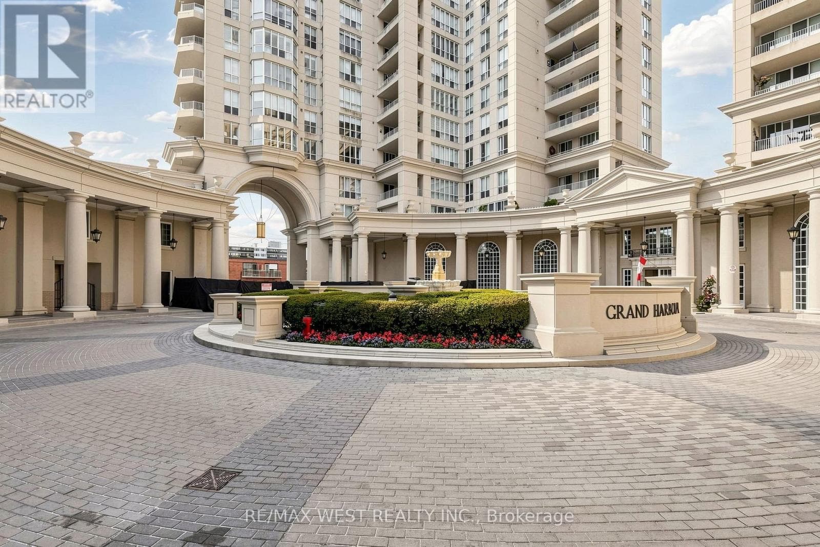 1404- 2287 Lake Shore Boulevard
