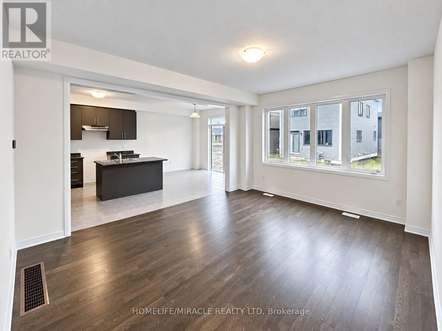 Single Family at Main floor- 154 Westbridge Avenue, Welland (Dain City), Ontario - Photo 3 - RE/MAX Garden City Realty