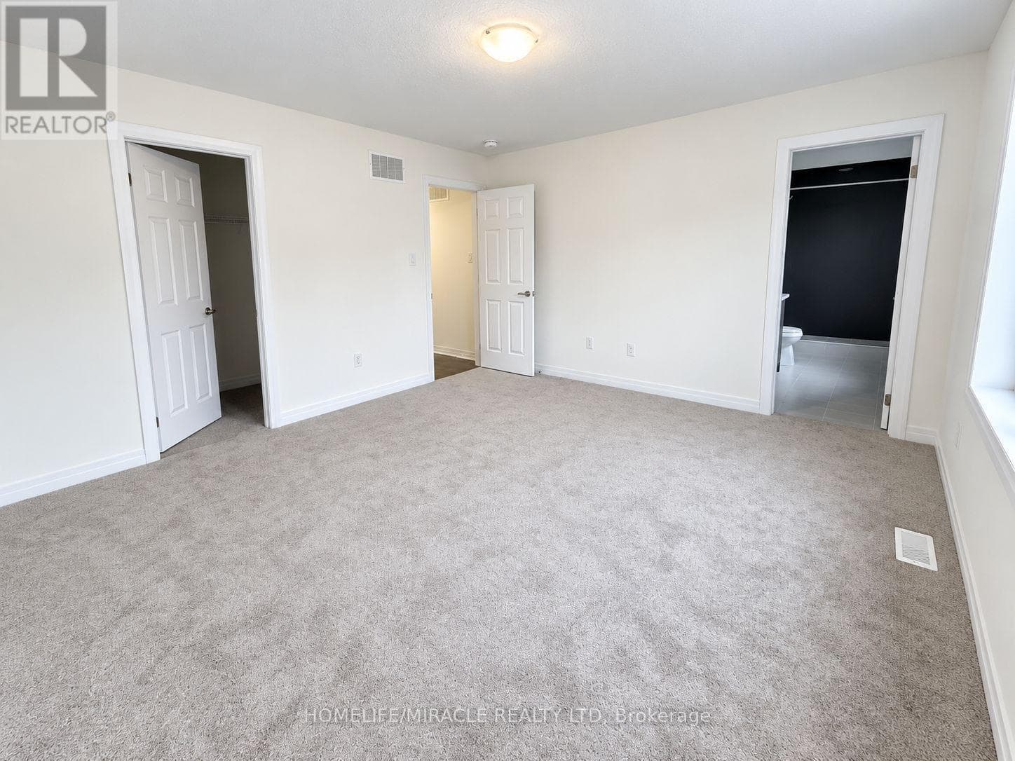 Single Family at Main floor- 154 Westbridge Avenue, Welland (Dain City), Ontario - Photo 8 - RE/MAX Garden City Realty