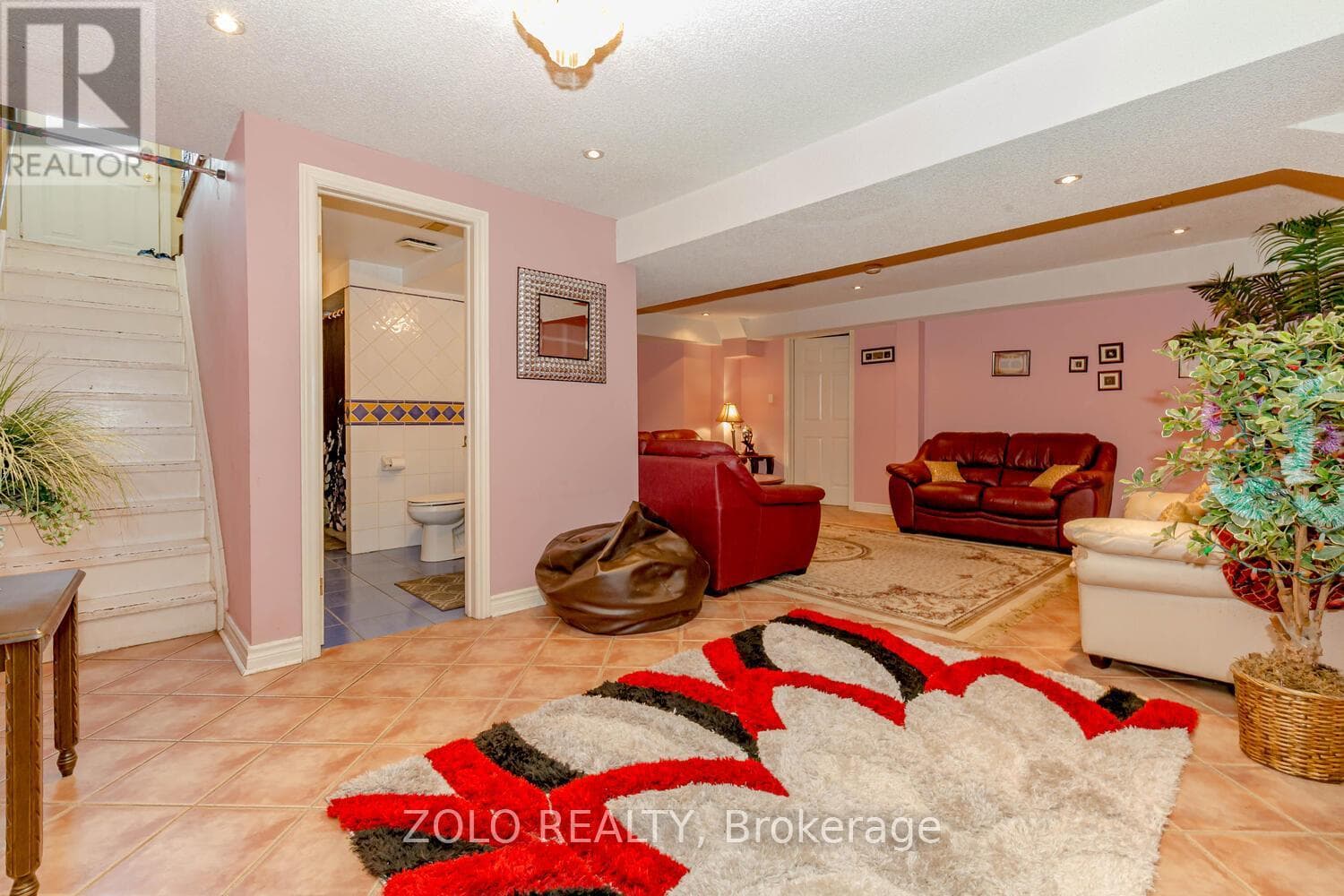 Single Family at 1474 Rosemanor Drive, Mississauga (East Credit), Ontario - Photo 4 - RE/MAX Garden City Realty