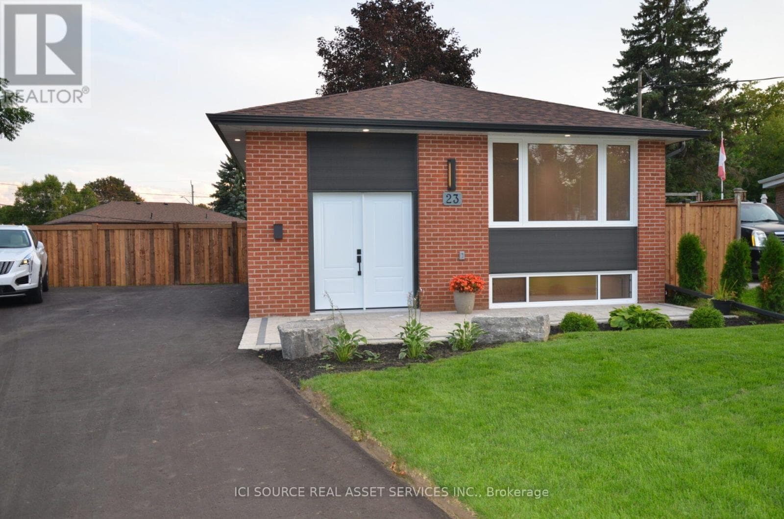 23 Sunset Road