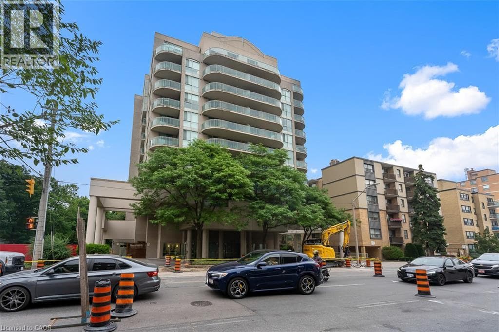 308- 398 EGLINTON Avenue