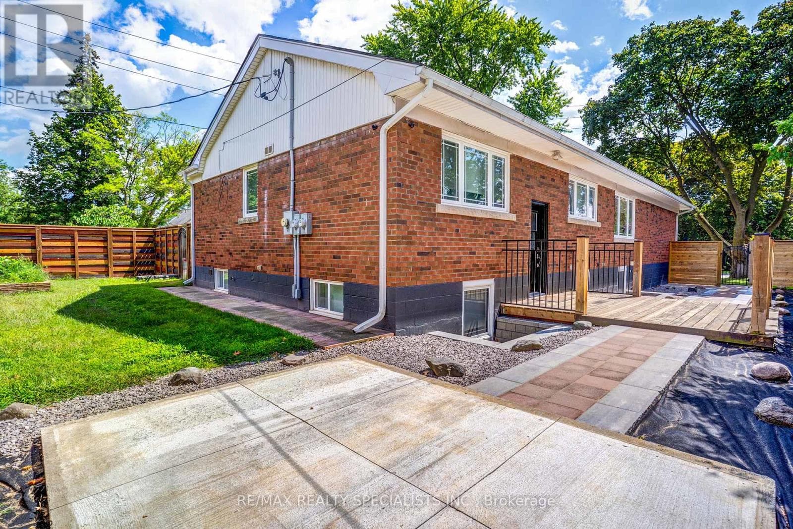 Single Family at Lower- 454 Mayzel Road, Burlington (Brant), Ontario - Photo 2 - RE/MAX Garden City Realty