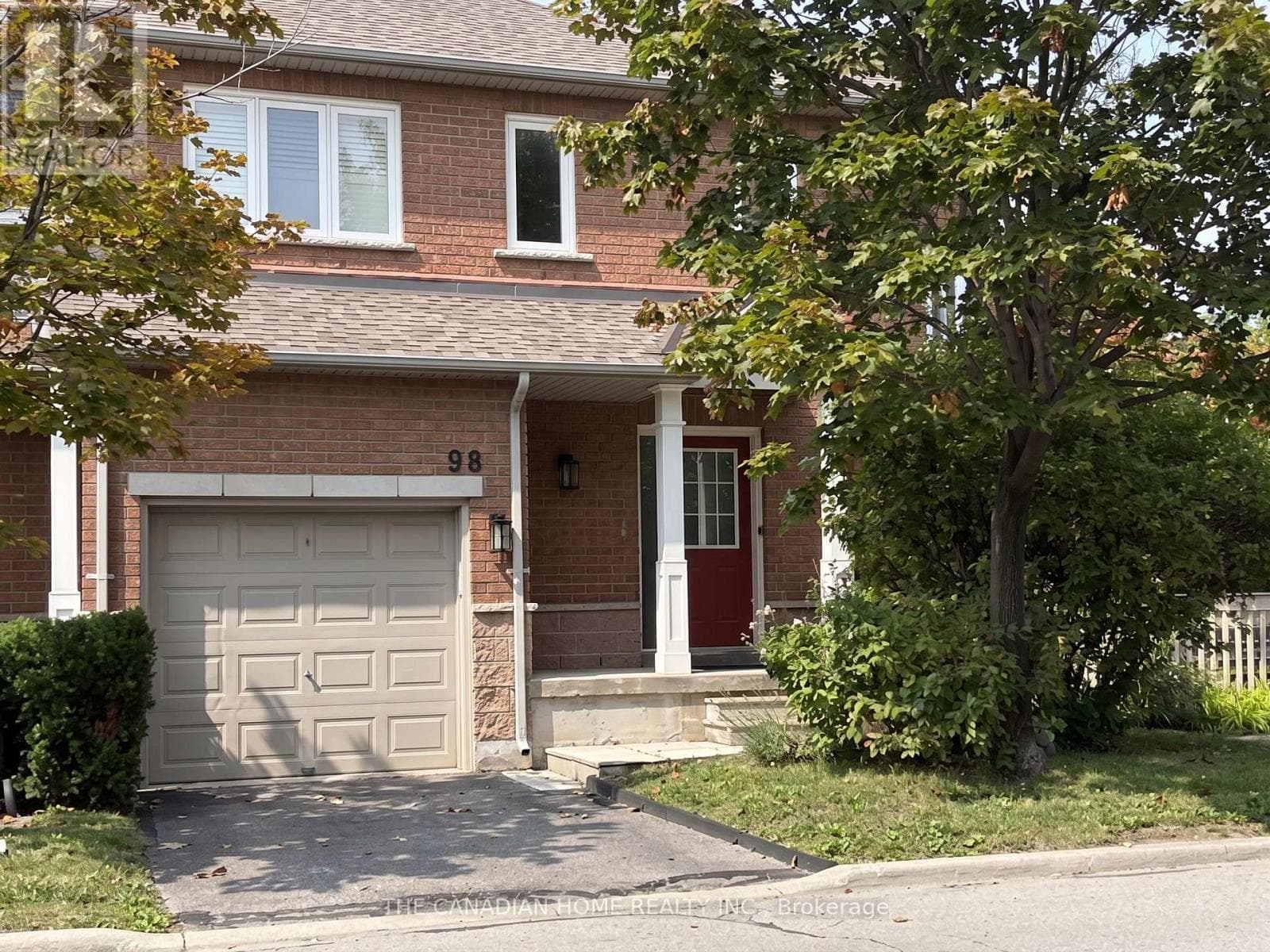 98- 833 Scollard Court