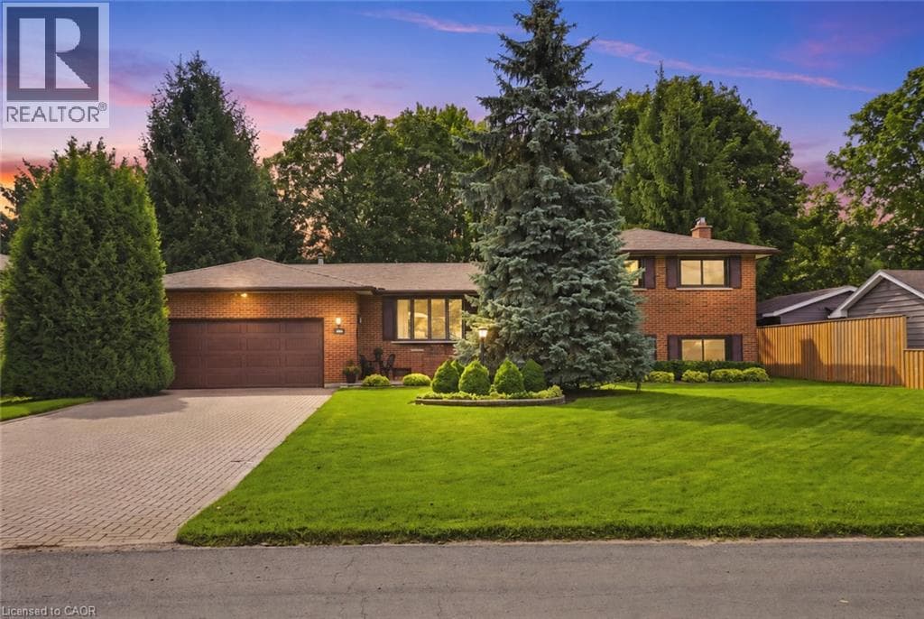 Single Family at 8 NORBERT Place, Kitchener, Ontario - Photo 2 - RE/MAX Garden City Realty