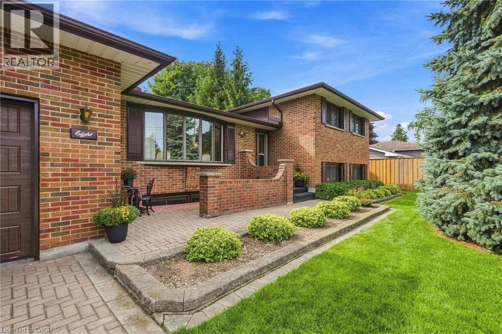 8 NORBERT Place