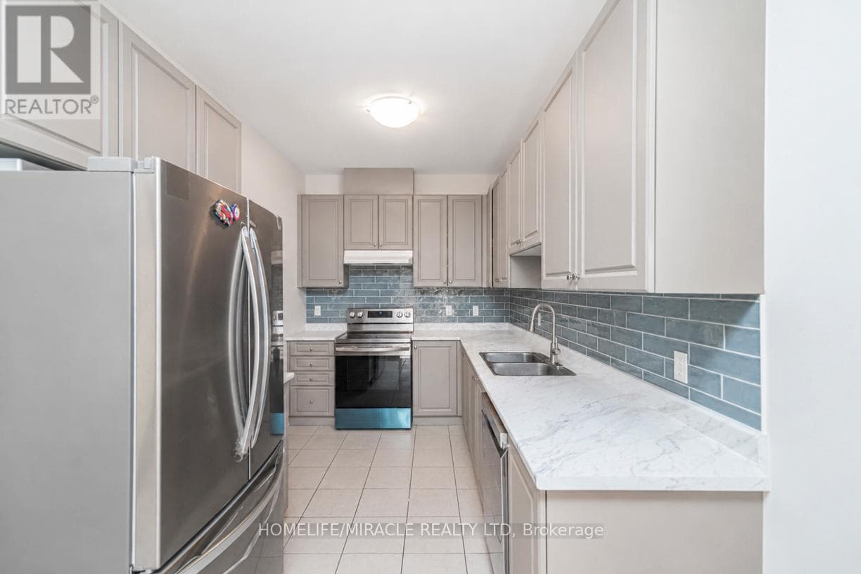 Single Family at 82 Baker Street, Thorold (Thorold Downtown), Ontario - Photo 10 - RE/MAX Garden City Realty