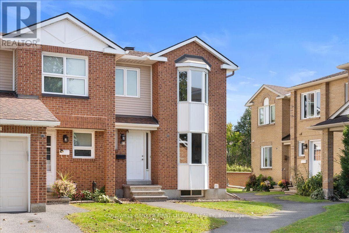 12- 2F CASTLEBROOK Lane