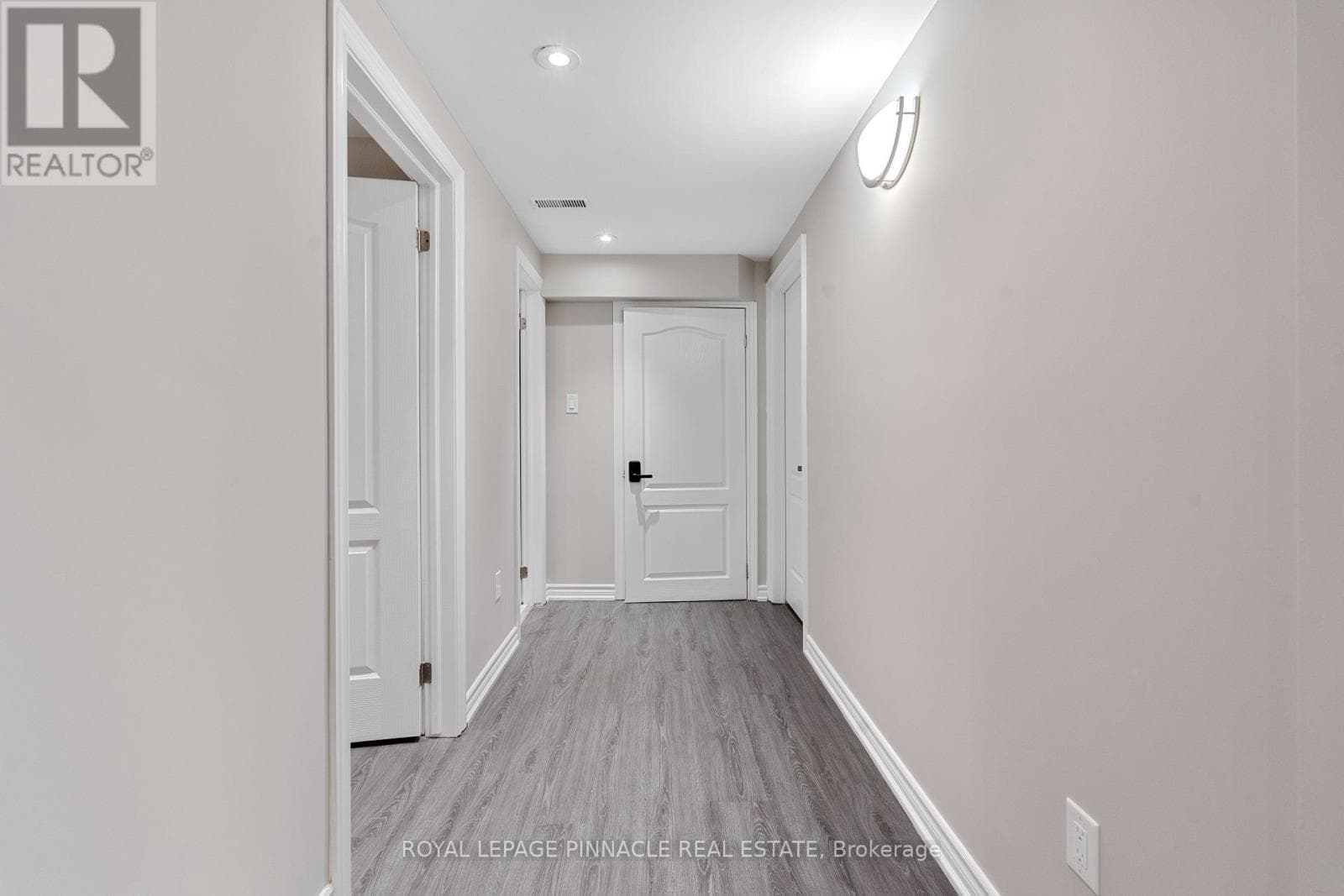 Single Family at 3265 Topeka Drive, Mississauga (Churchill Meadows), Ontario - Photo 6 - RE/MAX Garden City Realty