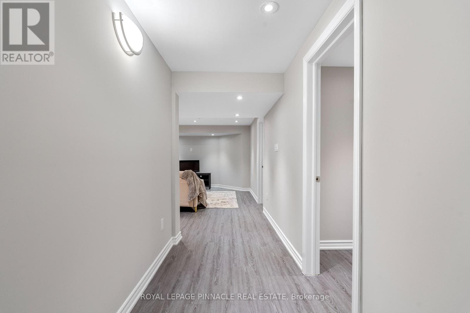 Single Family at 3265 Topeka Drive, Mississauga (Churchill Meadows), Ontario - Photo 8 - RE/MAX Garden City Realty