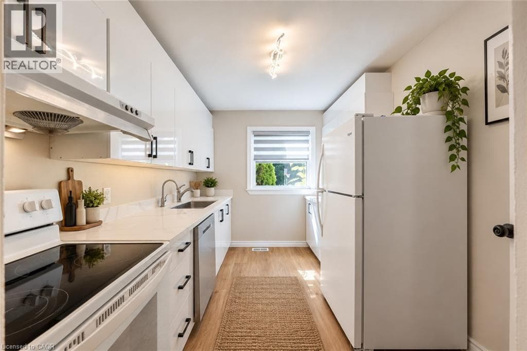 Single Family at A- 655 ALBERT Street, Waterloo, Ontario - Photo 6 - RE/MAX Garden City Realty