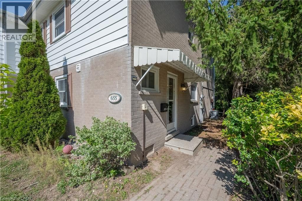 Single Family at A- 655 ALBERT Street, Waterloo, Ontario - Photo 2 - RE/MAX Garden City Realty