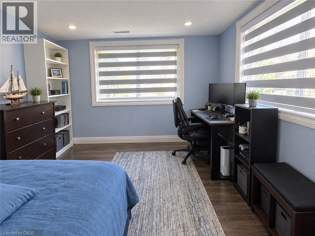 Single Family at 73 LARKSPUR Crescent, Kitchener, Ontario - Photo 10 - RE/MAX Garden City Realty