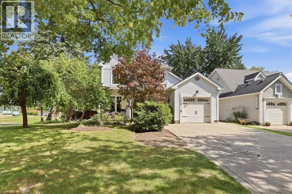 Single Family at 258 NEWPORT Place, Waterloo, Ontario - Photo 2 - RE/MAX Garden City Realty