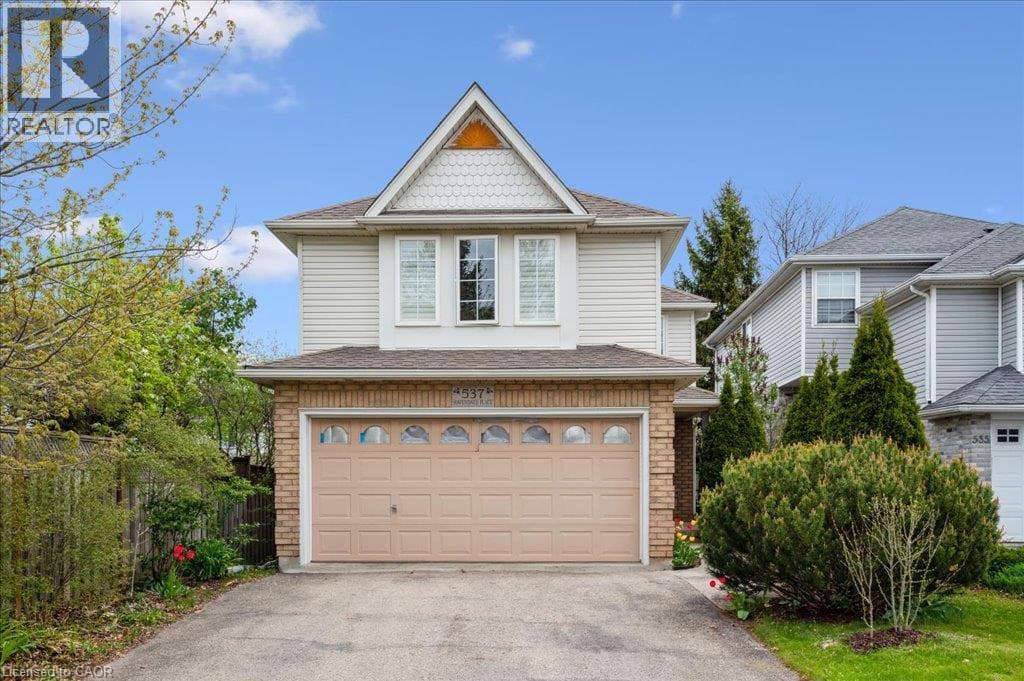 Single Family at 537 HAVENDALE Place, Waterloo, Ontario - Photo 1 - RE/MAX Garden City Realty