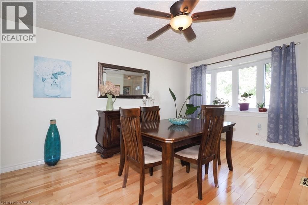 Single Family at 59 BAKERSFIELD Drive, Cambridge, Ontario - Photo 6 - RE/MAX Garden City Realty