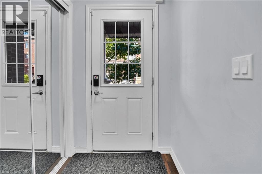 Single Family at 45- 701 HOMER WATSON Boulevard, Kitchener, Ontario - Photo 6 - RE/MAX Garden City Realty