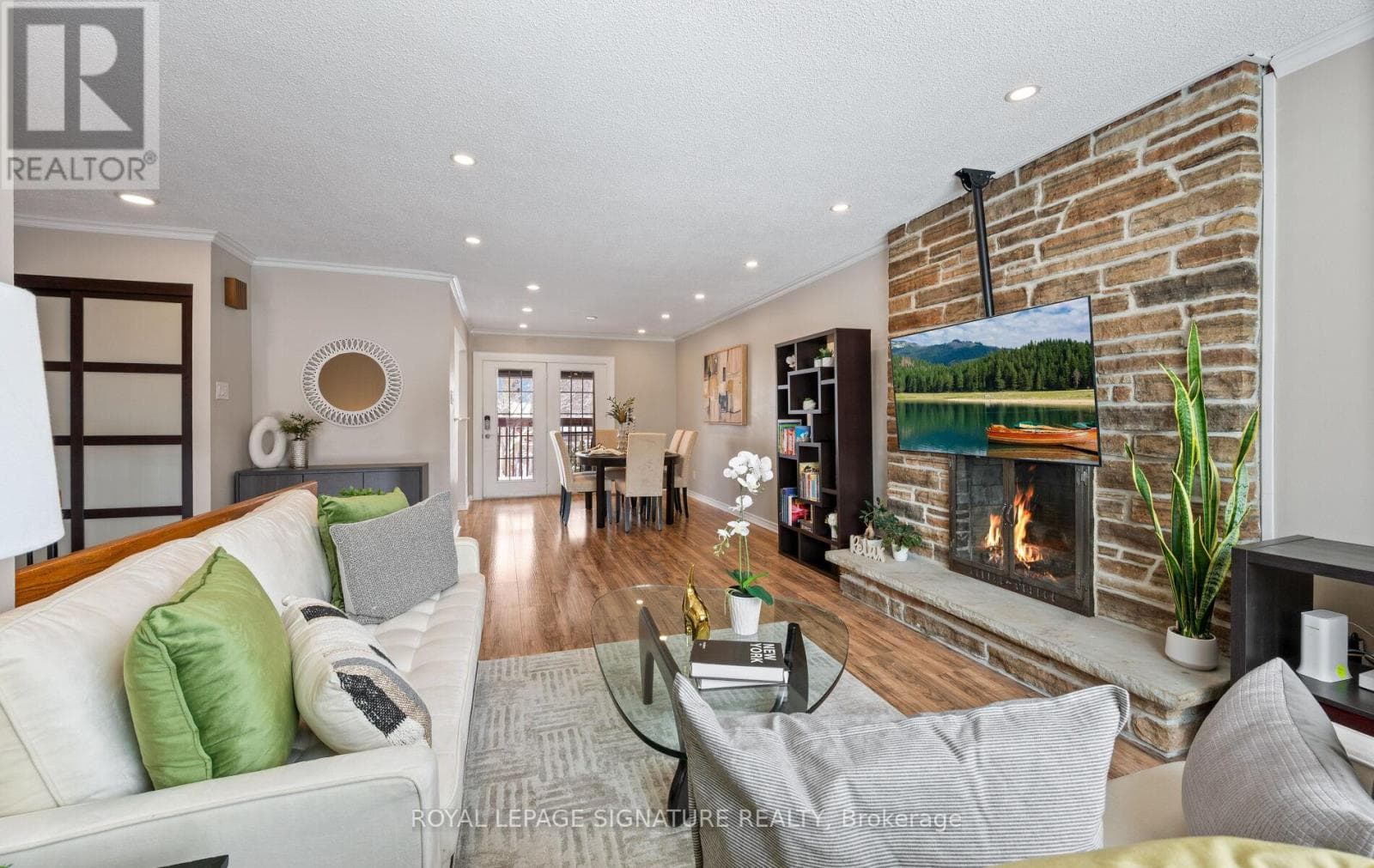Single Family at 6943 Estoril Road, Mississauga (Meadowvale), Ontario - Photo 6 - RE/MAX Garden City Realty