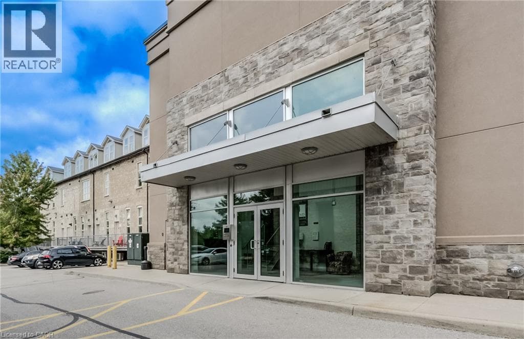 Single Family at 110- 25 CONCESSION Street, Cambridge, Ontario - Photo 8 - RE/MAX Garden City Realty
