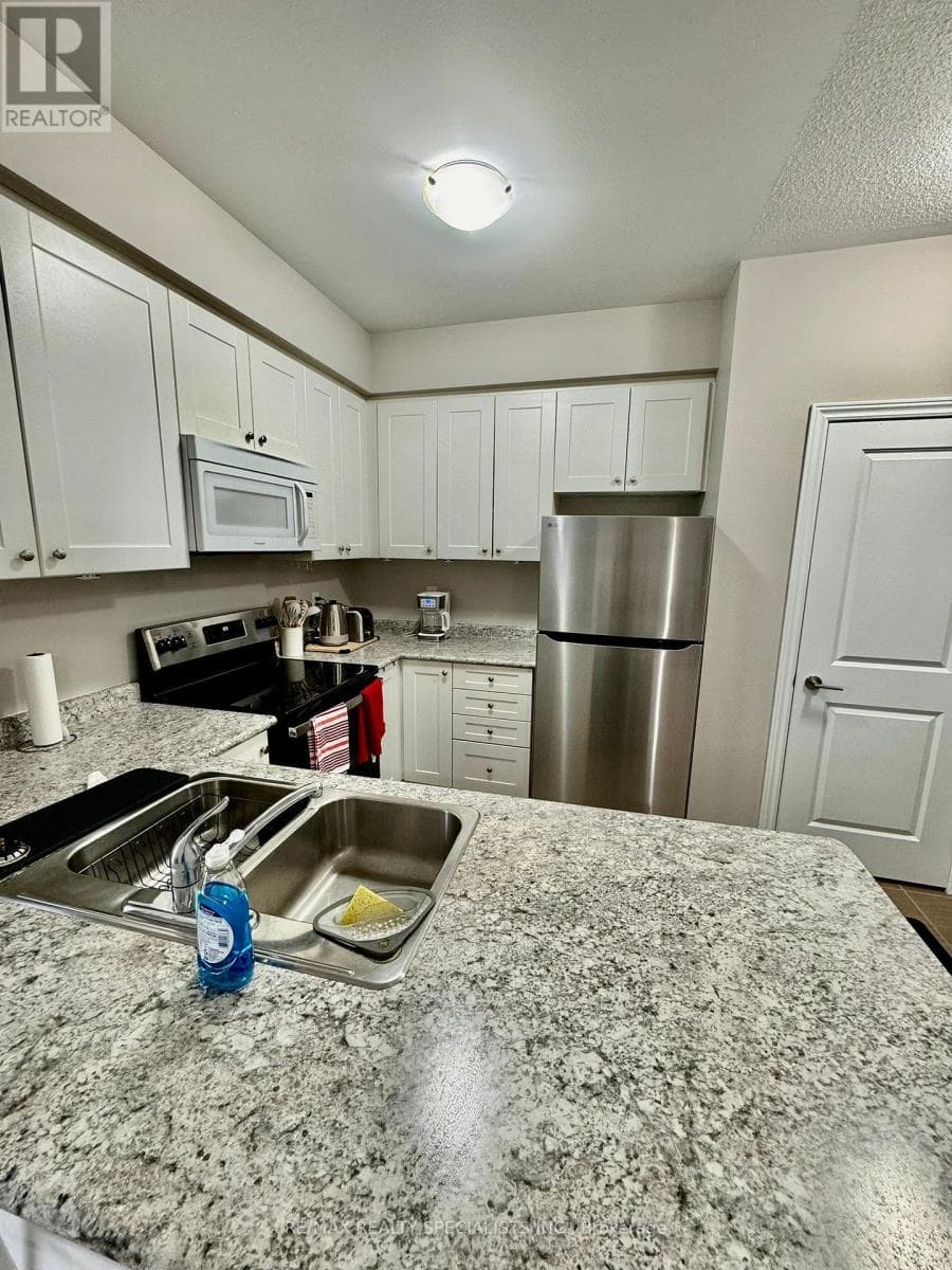 Single Family at 202- 2339 Sawgrass Drive, Oakville (RO River Oaks), Ontario - Photo 2 - RE/MAX Garden City Realty