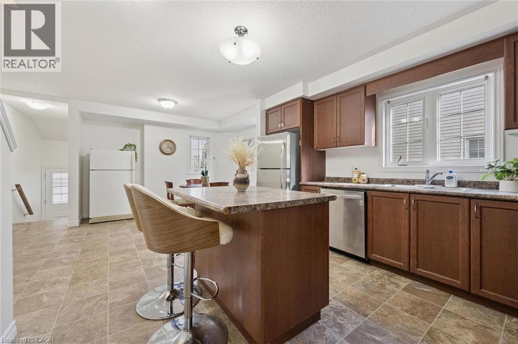 Single Family at 27B- 931 GLASGOW Street, Kitchener, Ontario - Photo 9 - RE/MAX Garden City Realty